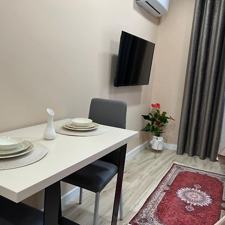 Smart Home , Lovely Apartment In Тирана Экстерьер фото