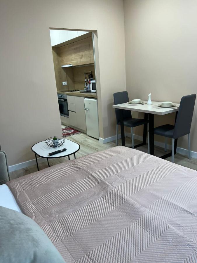 Smart Home , Lovely Apartment In Тирана Экстерьер фото